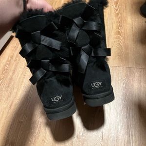 Bailey bow Uggs
